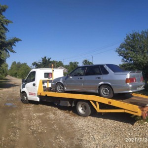 Услуги автоэвакуатора эвакуатор в Армавире