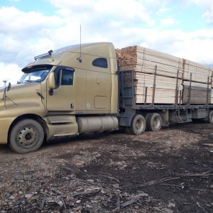 Грузоперевозки. Открытый длинномер с кониками. во Владивостоке