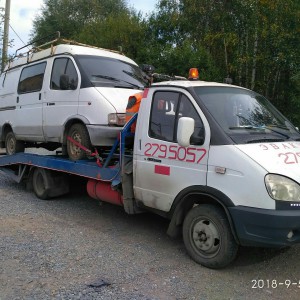 Автоэвакуатор. эвакуатор. гайва