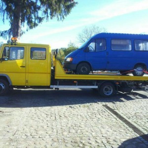 Эвакуатор. Услуги. Профессионально!