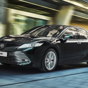 Тойота Камри на свадьбу или трансфер в аэропорт. Грузоперевозки