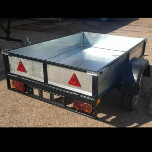 Прицеп легковой в аренду сдаю