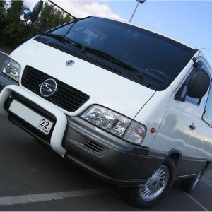 Заказ микроавтобуса Мерседес - Истана. Грузоперевозки