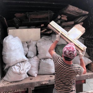 Вывозим строительный мусор