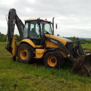Услуги экскаватора погрузчика. Грузоперевозки