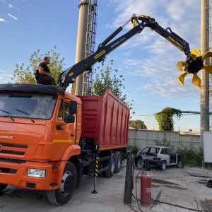 Ломовоз с КМУ