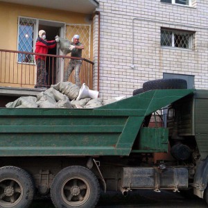 Вывоз металлолома мусора грузчики с газелью и без