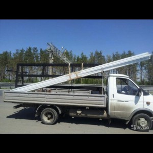 Газель с пирамидой