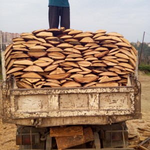 Новоз перегной земля опилки