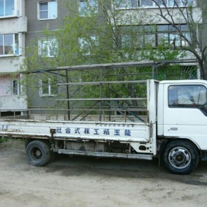 Грузоперевозки, пирамида, погрузка - разгрузка