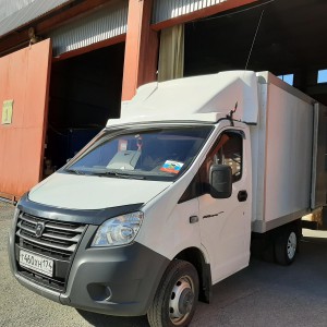 Грузоперевозки. Машин много