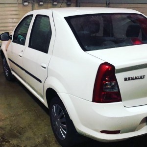 Сдам автомобиль Рено логан 2014 года, Белово цвета