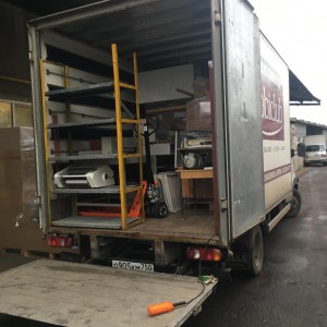 Грузоперевозки. Переезды.  Грузчики