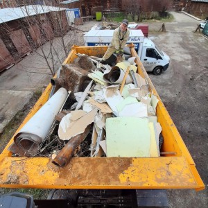 Вывоз мусора Камаз маз самосвал. Перевозки