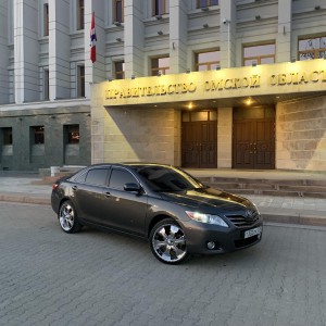 Авто на свадьбу. Заказ автобуса. Camry. Перевозки