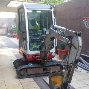 Услуги мини - экскаватора