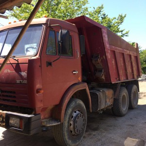 Доставка песка и щебня. Вывоз грунта и строй мусор