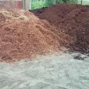 Доставка перегноя