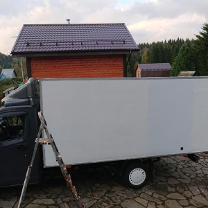 Водитель с личным автомобилем