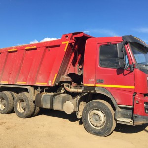 Услуги самосвала от 30-35 тонн