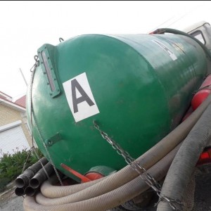 Аcсeнизатор, откaчка cептикoв, выгpeбных ям