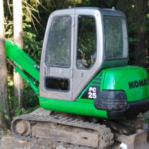 Услуга мини экскаватора и перевозки