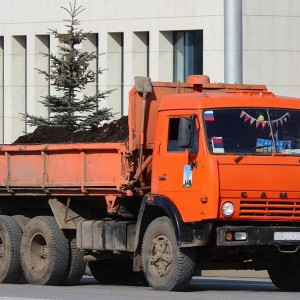 Вывоз мусора камазом 10 кубов. Грузоперевозки