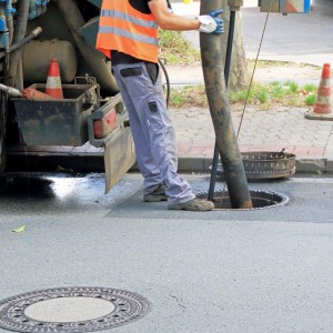 Откачка выгребных ям, септиков и биотуалетов