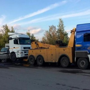 Грузовой эвакуатор круглосуточно